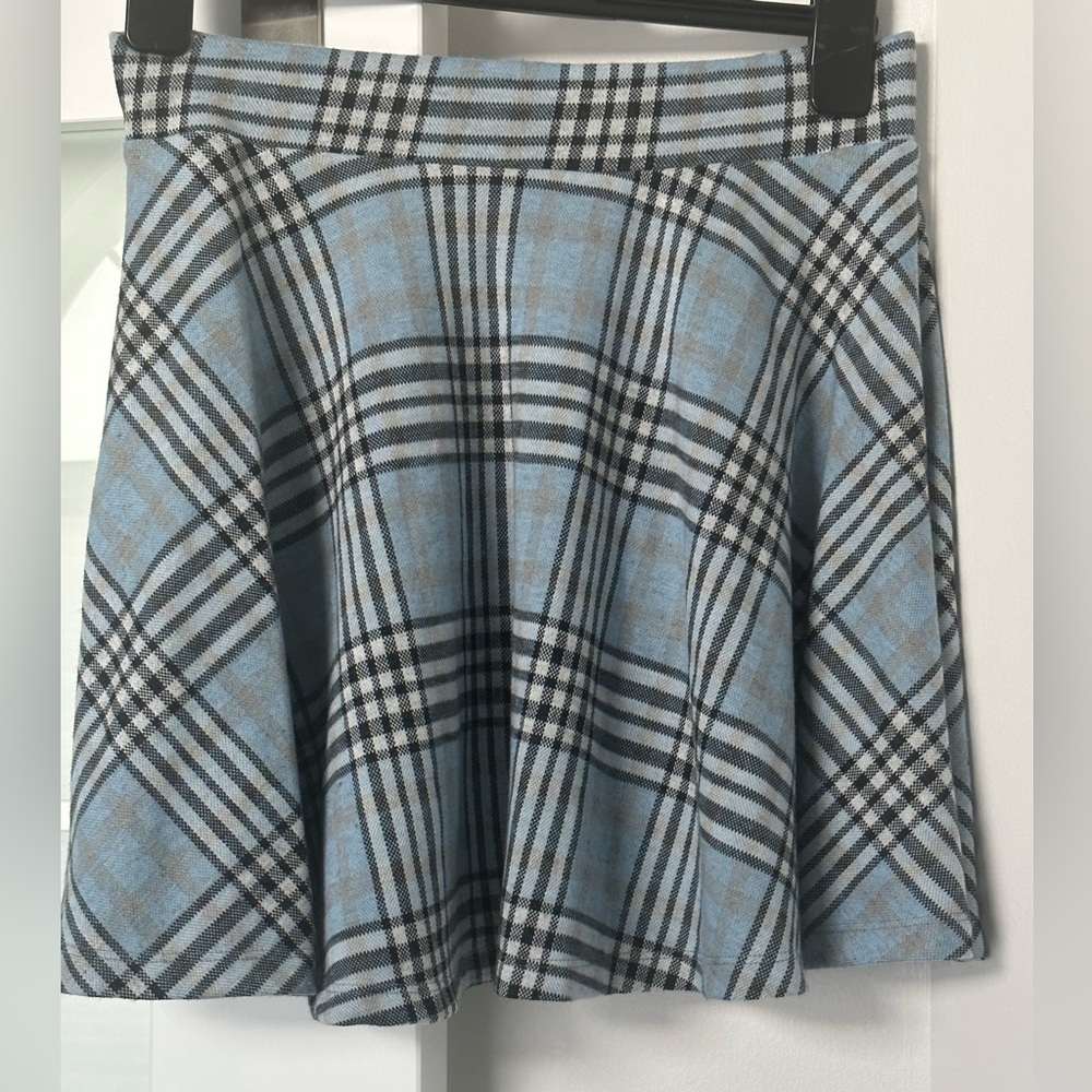 Adorable plaid, flannel A-line skirt, NWT, size M